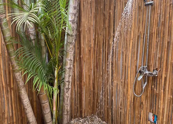 Dom wakacyjny Private Garden Oasis *